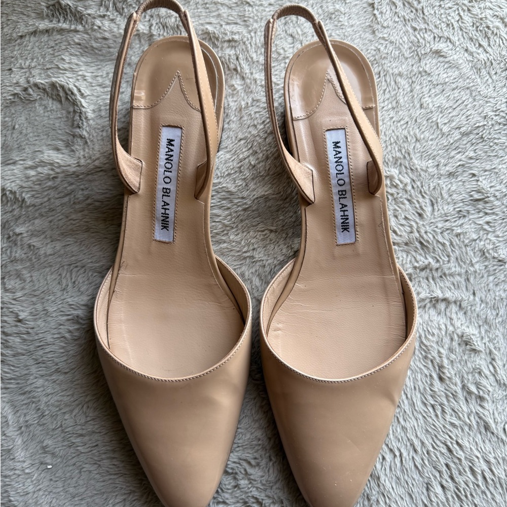 Manolo Blahnik Tan Elegant Heels